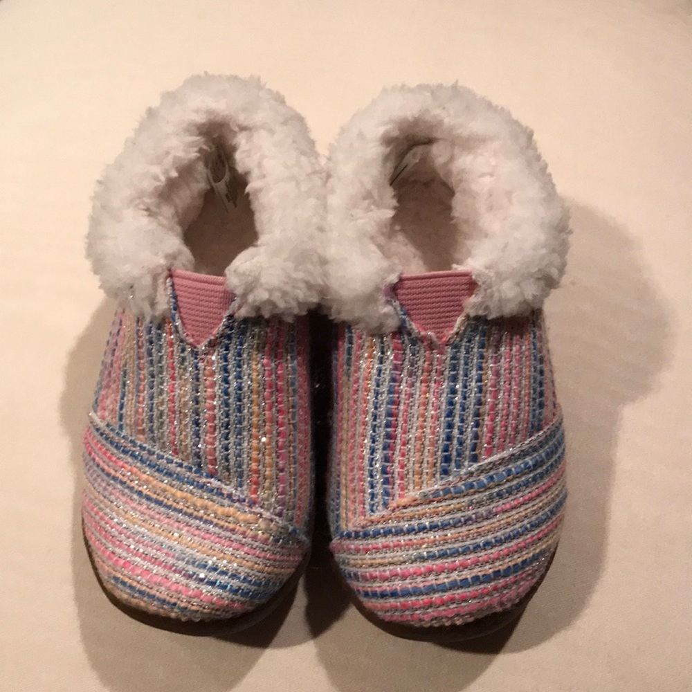 TOMS Little Girl Slip Ons